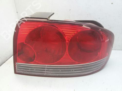 Used Right taillight HYUNDAI SONATA IV (EF) 2.7 V6 (173 hp) 20567148