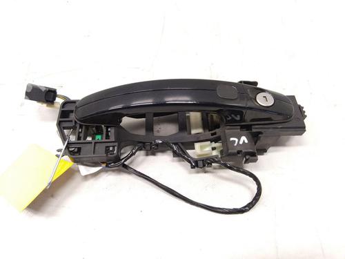 Poignée extérieure avant gauche Poignée extérieure avant gauche FORD KUGA I 2.0 TDCi 4x4 (163 hp) 35934768 35934768