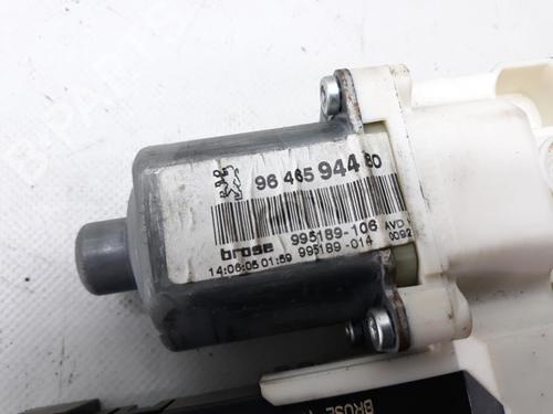 Right front window motor PEUGEOT 407 (6D_) 2.0 Bioflex (6DRFJB) | BP20562467E20 