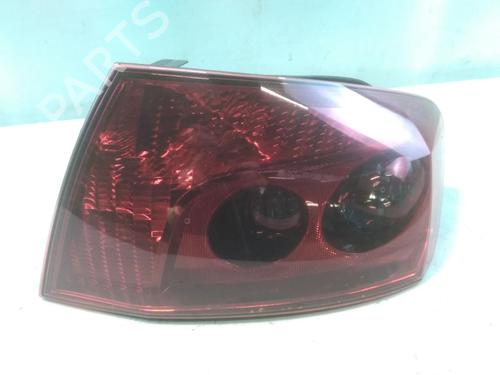 Used Right taillight PEUGEOT 407 (6D_) 2.0 HDi 135 (6DRHRH, 6DRHRE, 6DRHRG, 6DRHRJ) (136 hp) 22705018