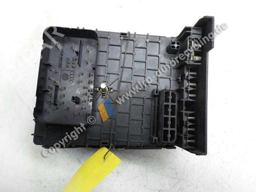 Used Fuse box VW PASSAT B6 (3C2) [2005-2011]  30328625