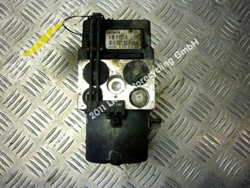 Used ABS pump TOYOTA AVENSIS (_T22_) 1.8 i (AT221_, AT221R) (110 hp) 20554244