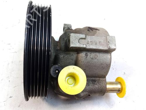 Used Steering pump Steering pump RENAULT MEGANE I (BA0/1_) 1.6 16V (BA04, BA0B, BA11, BA1J, BA16, BA19, BA1K, BA1V,... (107 hp) 36360612 36360612