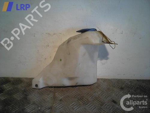 Used Windscreen washer tank VW GOLF III (1H1) 1.4 (60 hp) 22790009
