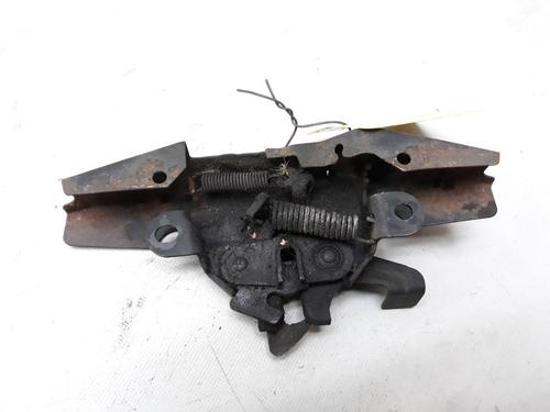 Used Hood lock TOYOTA COROLLA Verso (ZER_, ZZE12_, R1_) 2.0 D-4D (CUR10_, CUR10R) (116 hp) 20570192