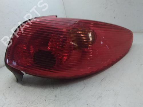 Used Right taillight PEUGEOT 206 CC (2D) 1.6 16V (2DNFUF, 2DNFUR) (109 hp) 20593497