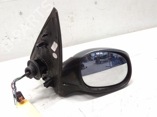 Used Right mirror PEUGEOT 206 Hatchback (2A/C) 1.4 i (75 hp) 26205255