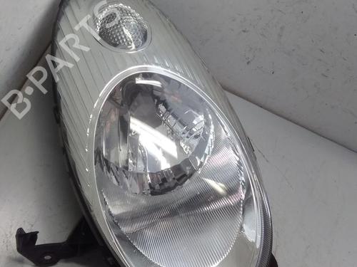 Used Right headlight NISSAN MICRA III (K12) 1.2 16V (80 hp) 20594668
