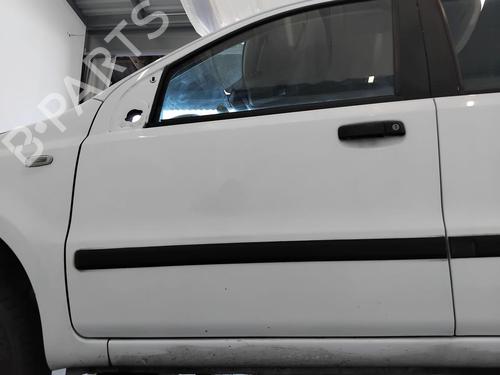 Left front door FIAT PANDA (169_) 1.1 (169.AXA1A) | BP28104606C2 
