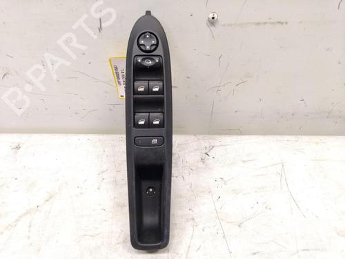 Used Left front window switch Left front window switch CITROËN C4 II (NC_) 1.6 HDi 110 (112 hp) 33853214 33853214