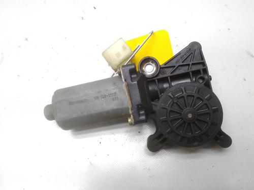 Used Right front window motor MERCEDES-BENZ C-CLASS (W202) C 180 (202.018) (122 hp) 20516226