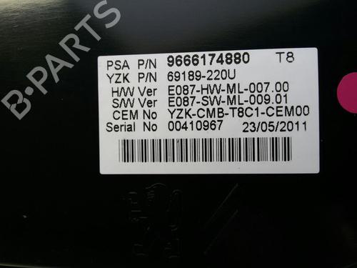 Used Instrument cluster PEUGEOT 5008 (0U_, 0E_) 1.6 16V (120 hp) 20556271