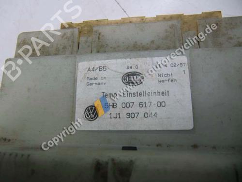 AC Styreenhet / Manøvreringsenhet VW GOLF III (1H1) 1.4 (60 hp) 20553785