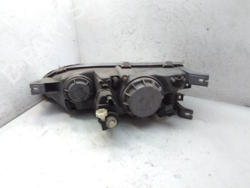 Right headlight HYUNDAI SONATA III (Y-3) 2.0 i 16V | BP20569487C29 