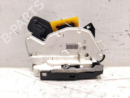 front-right-lock-vw-golf-vii-5g1-bq1-be1-be2-2012-2013-2014-2015-2016-2017-2018-2019-2020-2021-31958411 main image