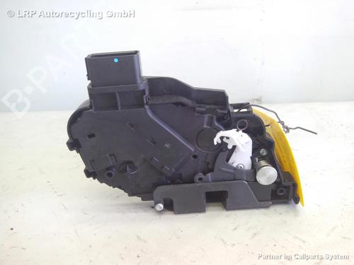 Used Front right lock VOLVO V50 (545) 2.0 D (136 hp) 20581039