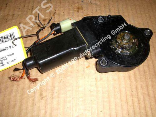 Used Left front window motor HYUNDAI ELANTRA III Saloon (XD) 1.6 (107 hp) 20562420