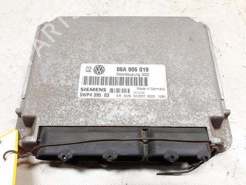Used Engine control unit (ECU) VW GOLF IV (1J1) 1.6 (100 hp) 20526590