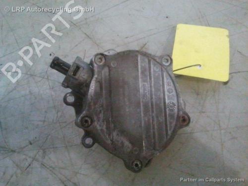 Used Vacuum pump AUDI A4 B8 Avant (8K5) S4 quattro (333 hp) 20582597