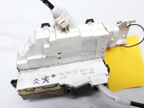 Used Front right lock PEUGEOT 407 (6D_) 2.0 Bioflex (6DRFJB) (140 hp) 20580977
