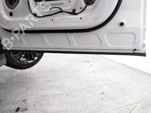 Right front door LAND ROVER RANGE ROVER SPORT I (L320) 3.6 D 4x4 | BP22810308C3 
