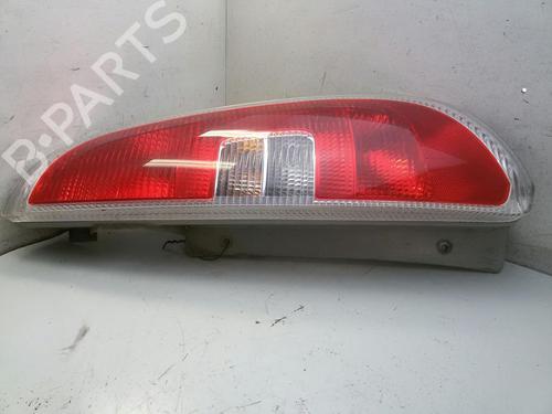 Right taillight SKODA ROOMSTER (5J7) 1.9 TDI | BP20566702C35 