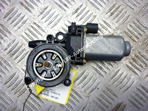 Used Left front window motor VW GOLF III (1H1) 1.4 (60 hp) 20562439