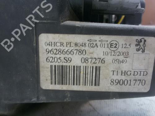 Right headlight PEUGEOT 206 CC (2D) 1.6 16V (2DNFUF, 2DNFUR) | BP20569275C29 