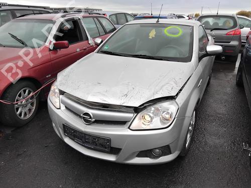 Brugte OPEL TIGRA TwinTop (X04) 1.4 (R97) (90 hp) 4307534