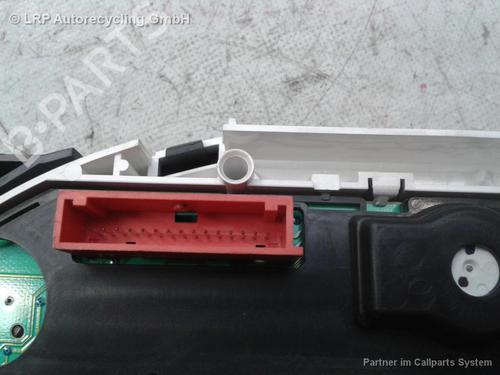 Instrument cluster RENAULT LAGUNA II Grandtour (KG0/1_) 2.2 dCi (KG0F, KG1N) | BP20556559C47 