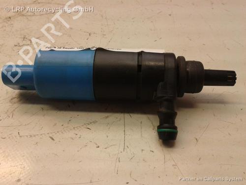 Used Washer pump VW GOLF III (1H1) 1.4 (60 hp) 22810280