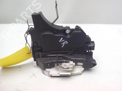 Front right lock MITSUBISHI GRANDIS (NA_W) 2.0 DI-D (NA8W) | BP20581164C97 
