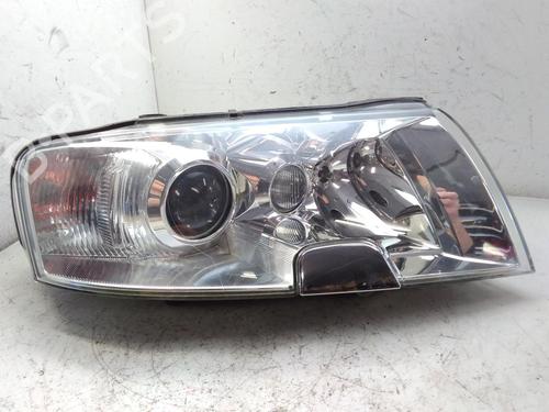 Used Right headlight SKODA SUPERB I (3U4) 2.0 (115 hp) 29291904