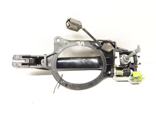 Used Front left exterior door handle MITSUBISHI ASX (GA_W_) 2.2 Di-D 4WD (GA8W) (150 hp) 20516359