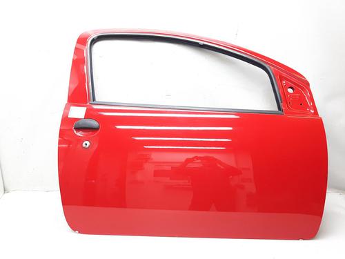 Used Right front door TOYOTA AYGO (_B1_) 1.0 (KGB10_, KGB10R) (68 hp) 20513971