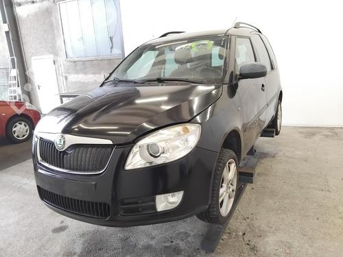 Brugte SKODA ROOMSTER (5J7) 1.6 (105 hp) 4429204