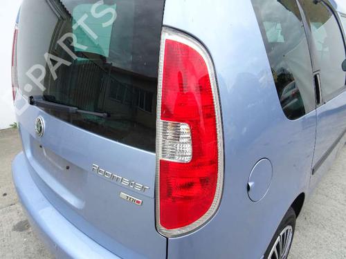 Used Right taillight SKODA ROOMSTER (5J7) 1.4 TDI (80 hp) 20566729