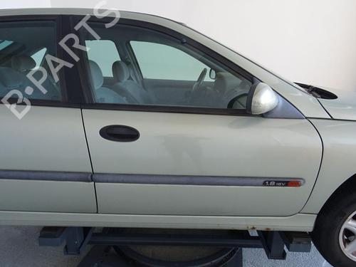 Used Right front door RENAULT LAGUNA I (B56_, 556_) 1.8 16V (B563, B564) (120 hp) 20590671