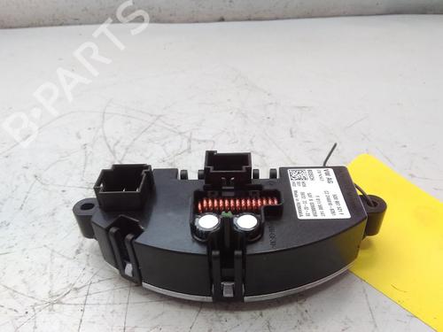 Varmeblæsermodstand SKODA KAROQ (NU7, ND7) 2.0 TDI (150 hp) 20522174