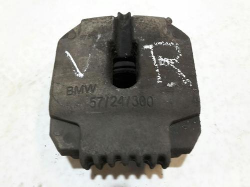 Right front brake caliper BMW 3 Touring (E91) 320 d | BP20540371M104