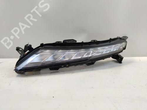 Venstre positionslygte MITSUBISHI ECLIPSE CROSS (GK_, GL_) Plug-in Hybrid 4WD (GL3W) (188 hp) 32508474