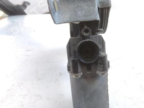 Rudehejsemekanisme Højre foran RENAULT TWINGO II (CN0_) 1.5 dCi 75 | BP32196996C23