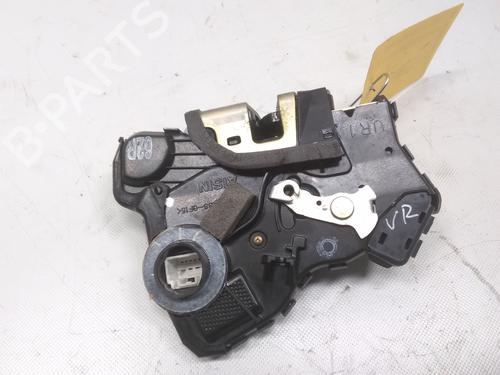 Front right lock TOYOTA AVENSIS Estate (_T25_) 2.2 D-CAT (ADT251_, ADT251R) | BP20591396C97 