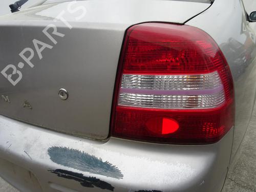 Used Right taillight KIA SHUMA I (FB) 1.5 i 16V (AFB242) (88 hp) 20521264