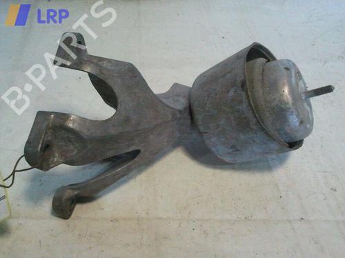 Used Engine mount AUDI A4 B6 Avant (8E5) 3.0 quattro (220 hp) 20563161