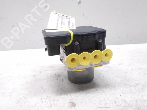 Used ABS pump TESLA MODEL Y (5YJY) EV All-wheel Drive (450 hp) 22770652