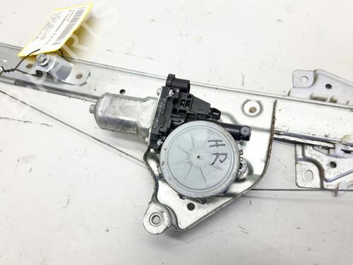Rear right window mechanism SUZUKI GRAND VITARA II (JT, TE, TD) 1.9 DDiS All-wheel Drive (JT419, TD44, JB419WD, JB419XD,... | BP20544021C25 