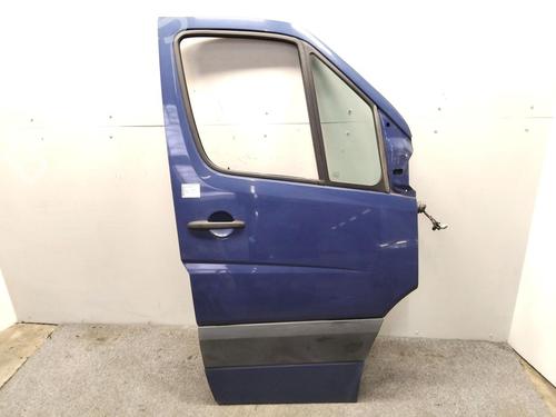 Used Right front door Right front door MERCEDES-BENZ SPRINTER 3,5-t Van (B906) 315 CDI (906.631, 906.633, 906.635, 906.637) (150 hp) 33629785 33629785