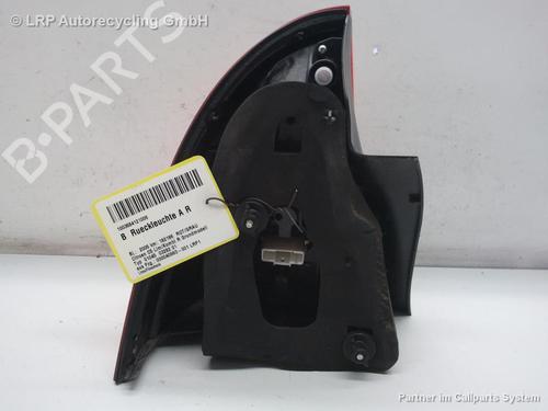 Right taillight CITROËN C5 II (RC_) 1.8 16V (RC6FZB) | BP20566052C35 