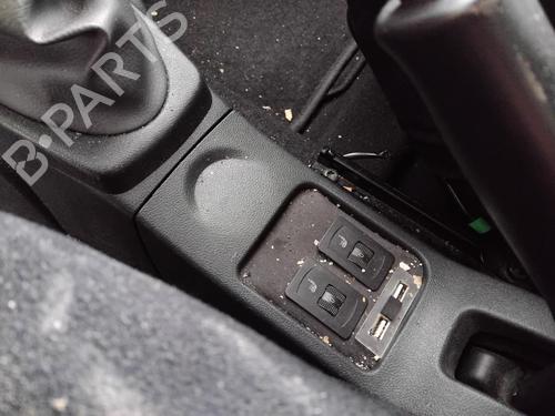 Retrovisor esquerdo DACIA SANDERO 1.6 MPI 85 (BS03) | BP32329962C26 